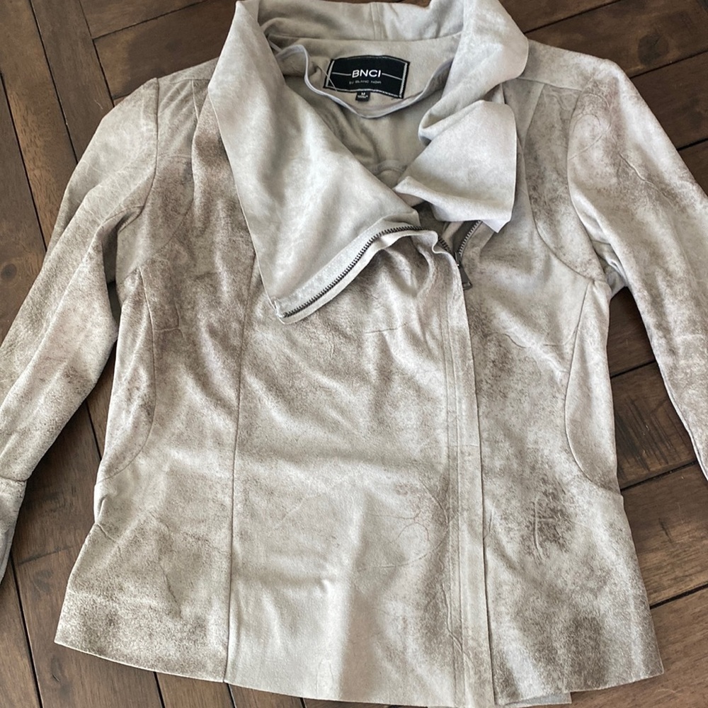 🍁Sold🍁 BNCI by Blanc Noir🍁 Drape front Faux suede Jacket🍁 - Picture 4 of 9